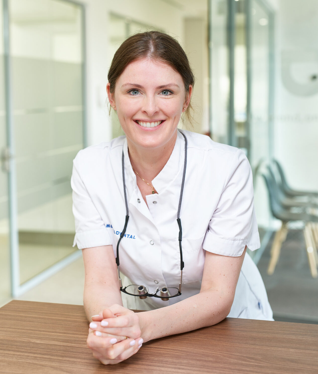t-h-p-van-den-munckhof-amstel-dental-tandarts-amsterdam